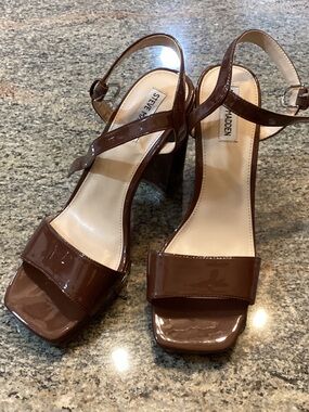 Steve Madden Brown Patent Block Heel Sandals with Ankle Strap